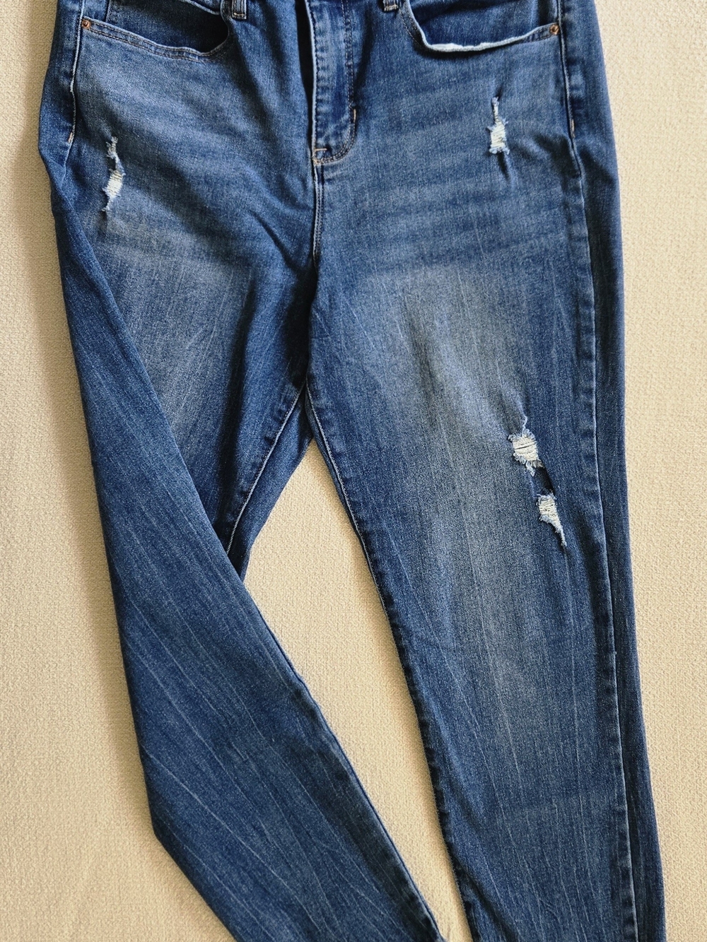 Nicole Miller Soho High Rise Ankle Skinny Jeans Distressed Size 12 Stretch EUC